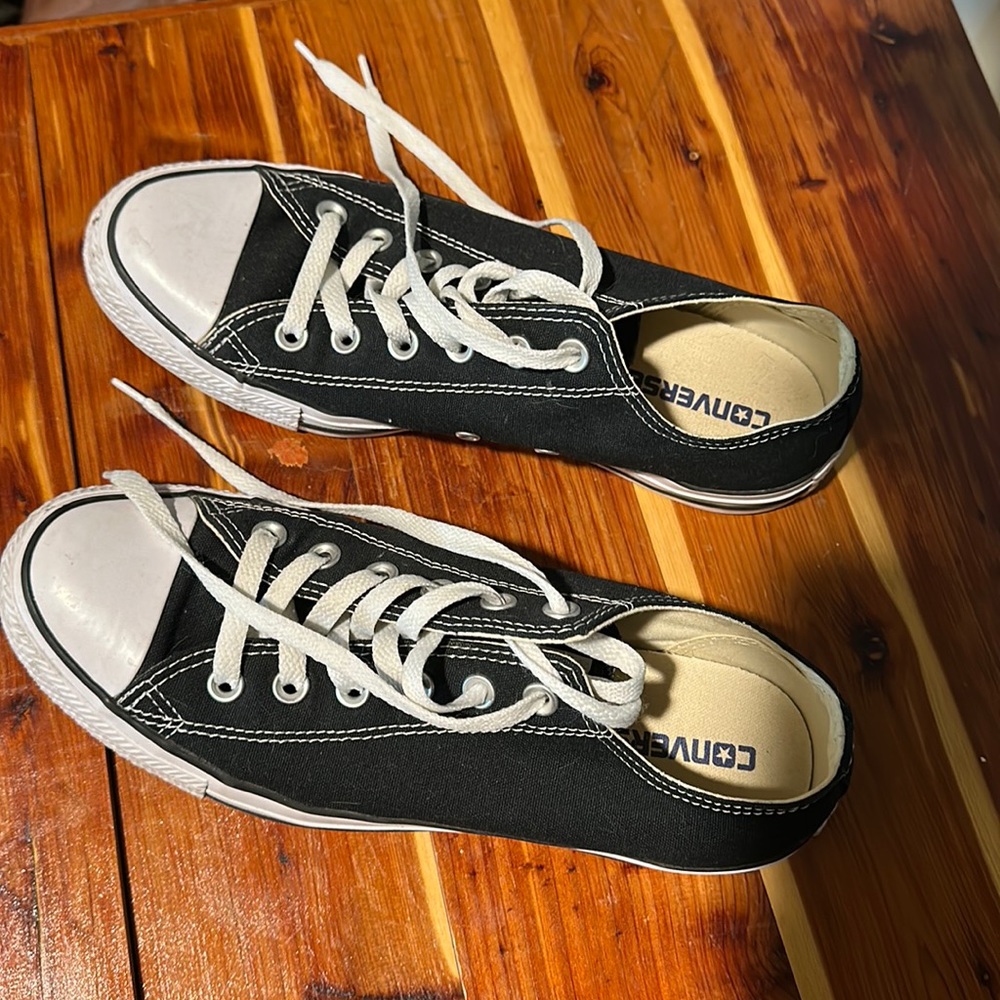 Converse Low Tops